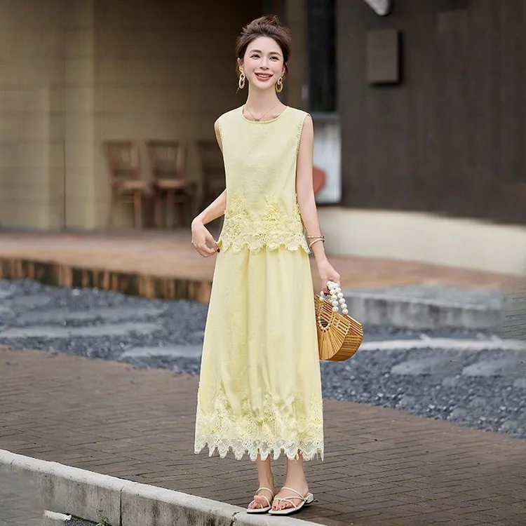 时尚套装2025显瘦女高级感蕾丝拼接上衣+半身裙两件套HG3276