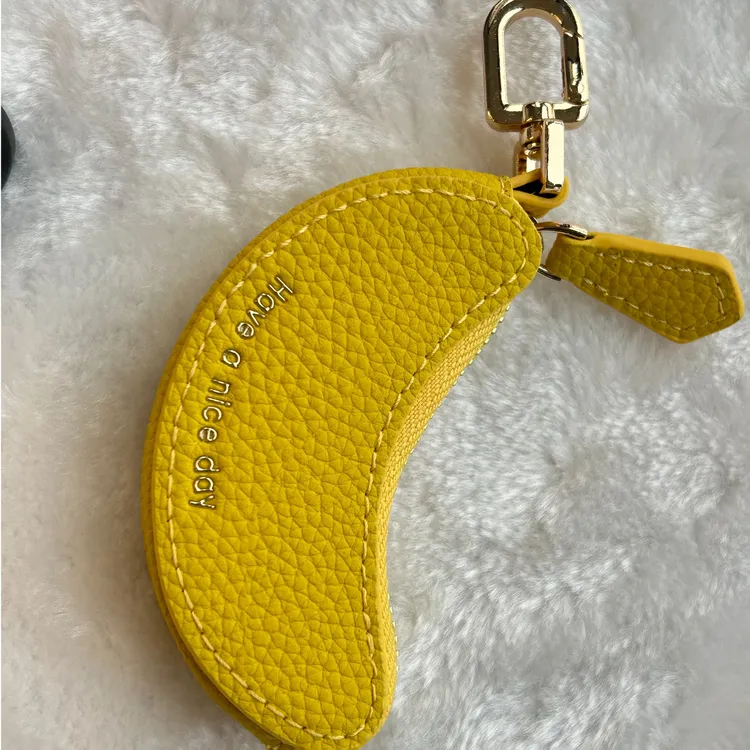 ins风水果造型挂饰个性钥匙扣可爱迷你零钱包硬币包         香蕉