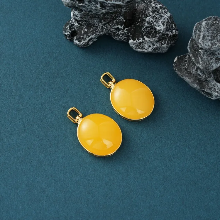 【云上叙】蜜蜡吊坠-多样性发一件-22×19mm-V41516-M（甄选）