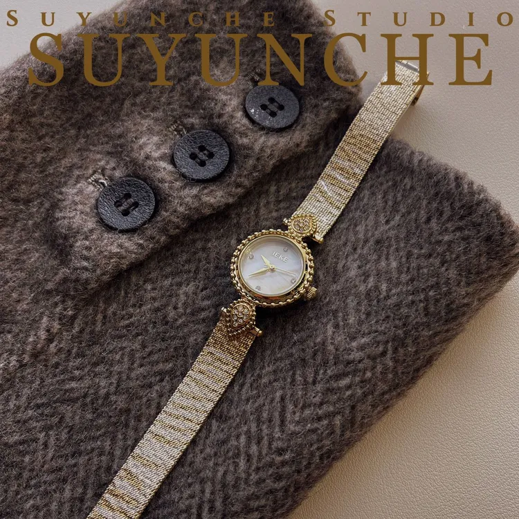 轻奢精致金色系设计感女士石英镶钻贝母面时尚百搭手表