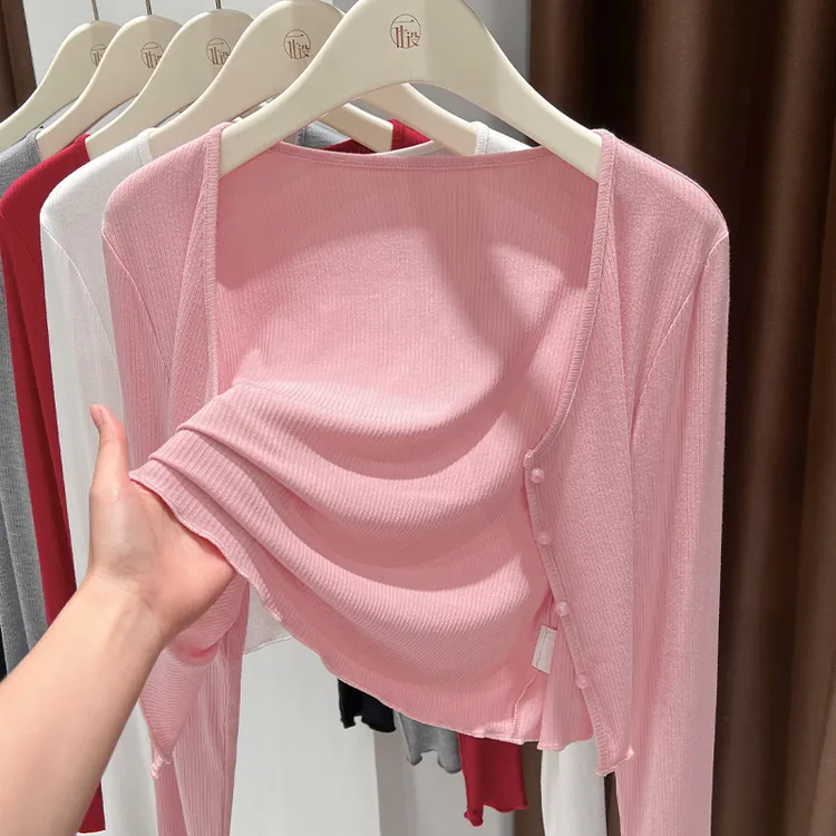 粉色洋气短款开衫针织长袖初秋防晒坎肩罩衫一字肩薄款配裙子外套
