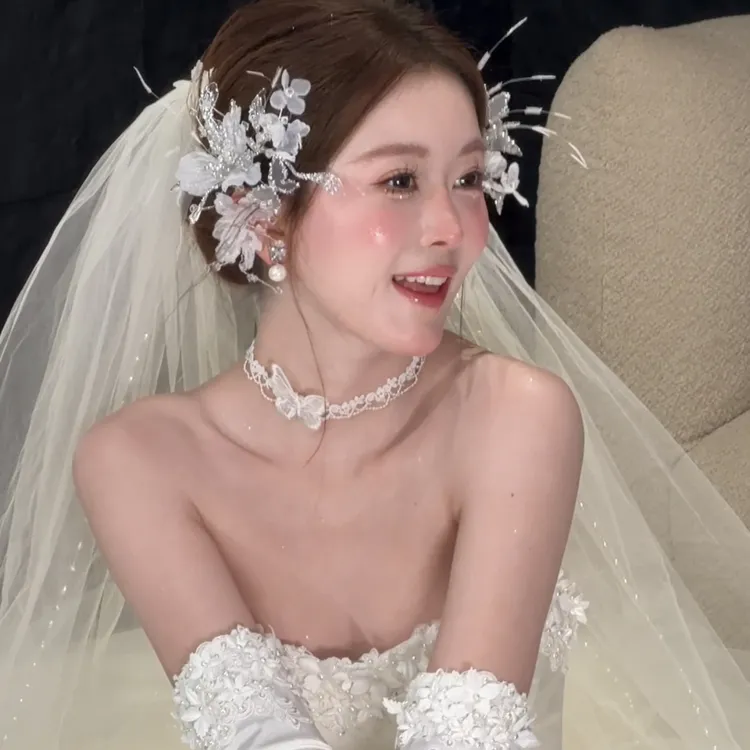 T7113超仙水晶蝴蝶发饰女气质婚纱配饰发卡新娘