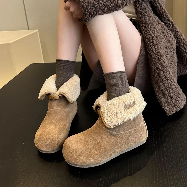 冬季樱花味日系百搭加绒内增高时尚羔毛翻边雪地靴女棉靴毛毛短靴