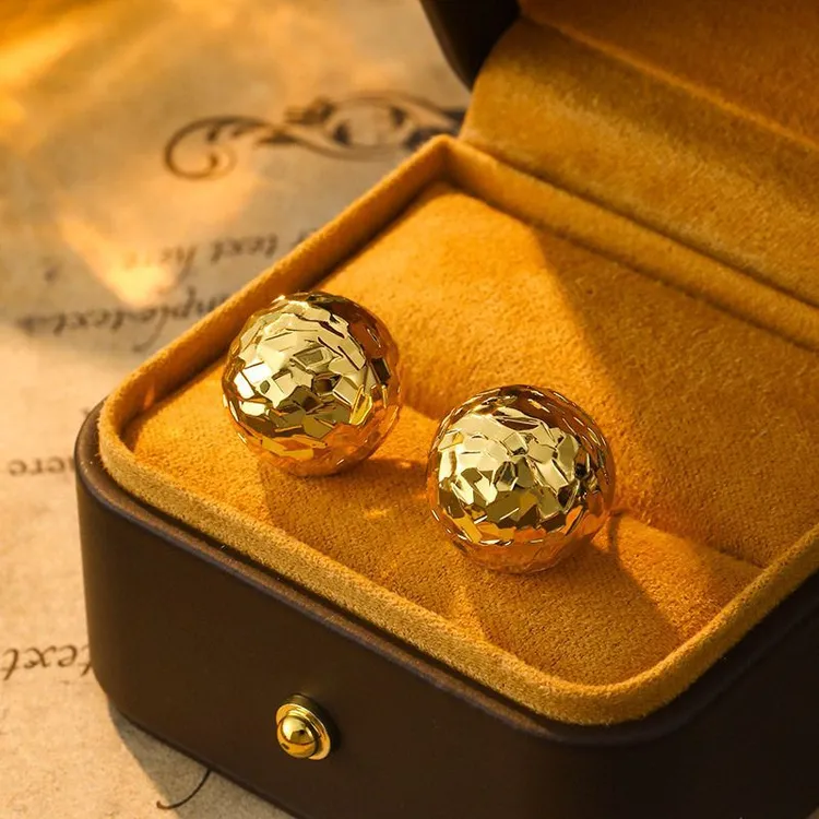 铜合金耳饰 QIAN XI S925银针 轻奢法式耳环简约耳钉