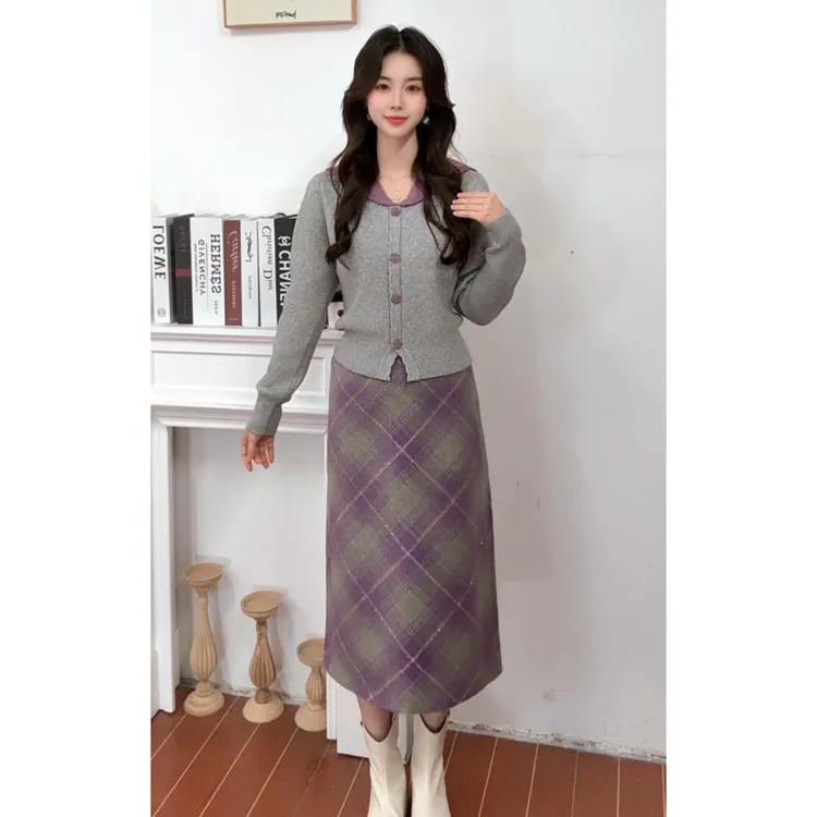 IEF/爱依服2025新款冬季温柔穿搭格雷系气质时尚毛织上下套长裙