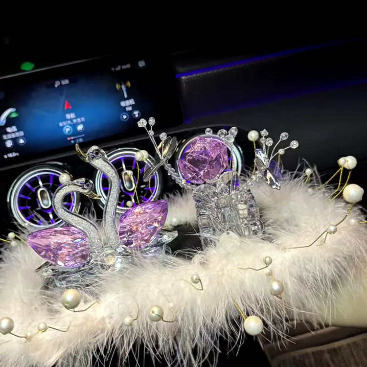 女神款汽车香水摆件车内创意可爱水晶摆饰车载香薰车上装饰品大全