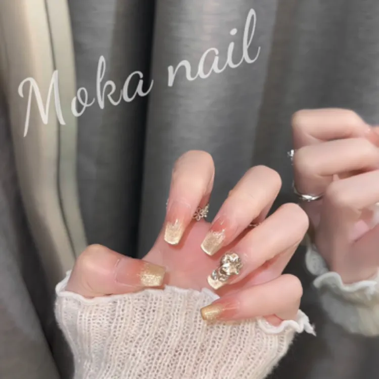 moka秋冬美甲裸粉渐变金色猫眼魔镜粉大圆钻【黎明之花】手工穿戴甲