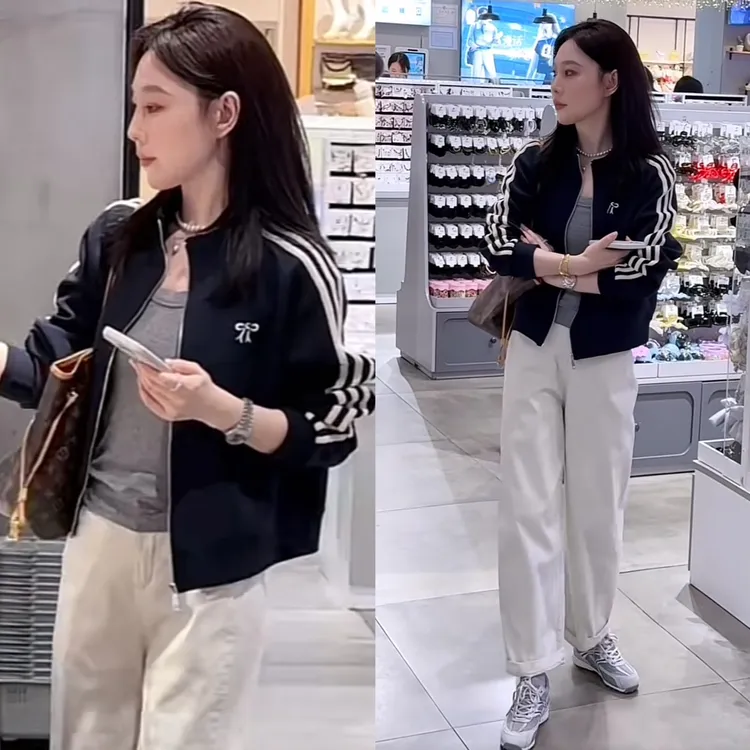 高端正品爆款休闲三条杠立领卫衣短外套女2025秋季运动棒球服上衣