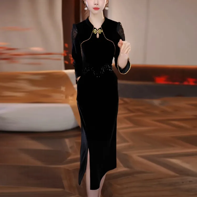 卡丹丝绒新中式国风包臀裙2025秋季新款长袖时尚复古黑色连衣裙子