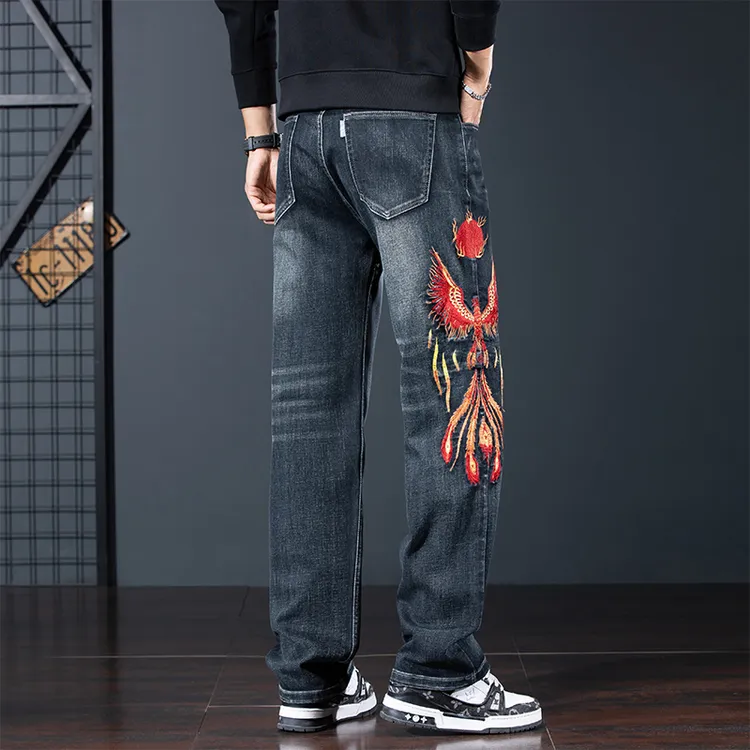 约文库费高端秋冬季刺绣直筒裤休闲男士牛仔裤宽松潮牌大码长裤子