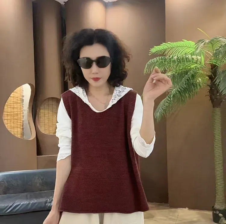 文姐秋冬女装[26085]秋季新款针织棉线圆领宽松休闲无袖背心女款