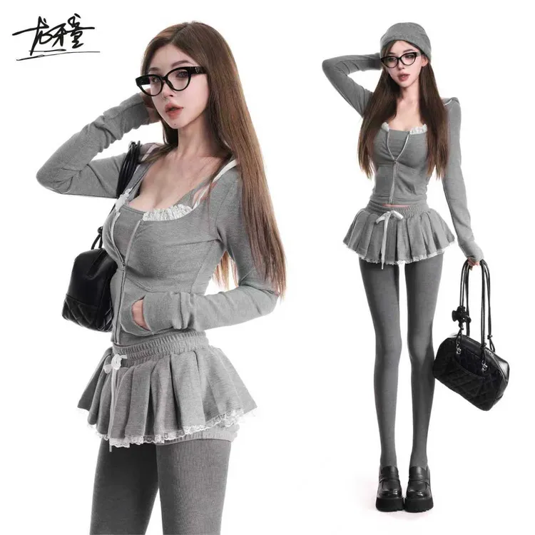 龙牙童推荐【缪系轨迹】秋冬少女感套装显瘦两件套长袖气质运动修身