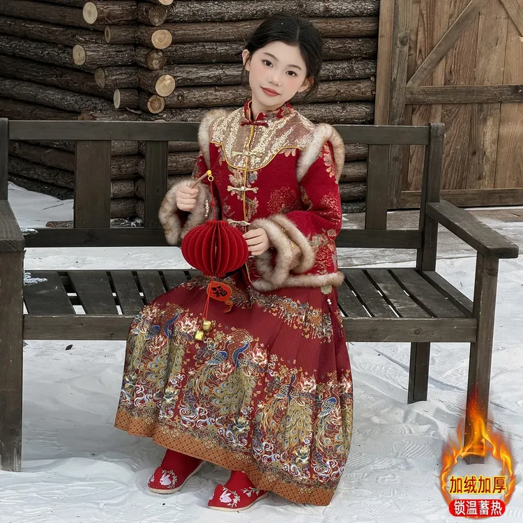 女童汉服新中式儿童马面裙套装冬装2025新款女孩国风新年装拜年服