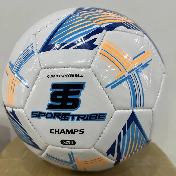 倍聪十五年店:足球