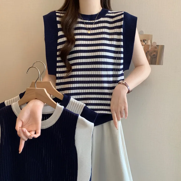 大码撞色镂空冰丝针织打底衫女夏季胖MM时尚气质减龄显瘦坎肩上衣