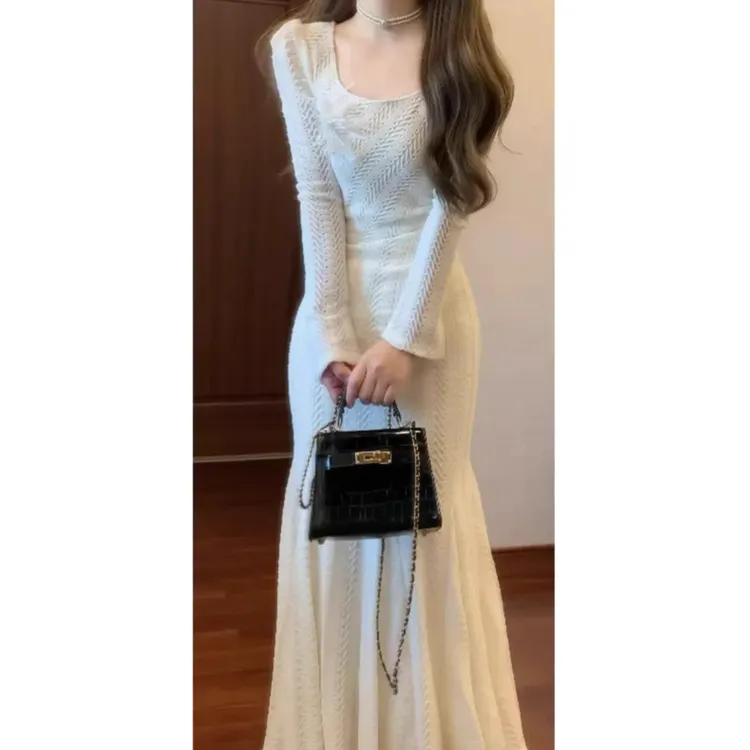 法式纯欲风加厚长袖蕾丝连衣裙女2025秋冬新款收腰鱼尾长裙礼服裙