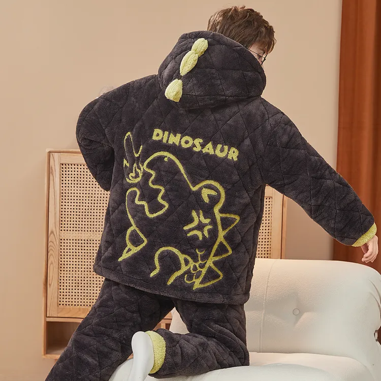 冬季睡衣男款2025年新款长毛绒三层夹棉珊瑚绒保暖卡通家居服套装