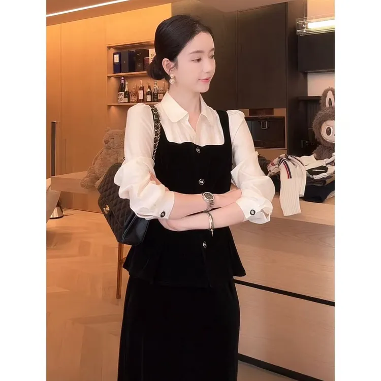 Zwinnie/詹维尼【丝绒醋酸拼接上衣】超重工气质款上衣 GYT202568