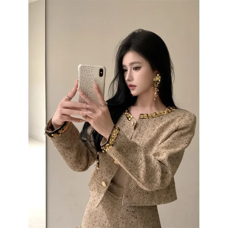 高级感小香风套装女2025新款轻奢感气质粗花呢外套半身裙两件套