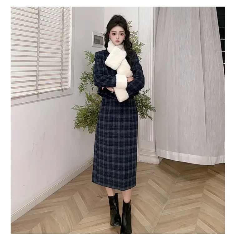 IEF/爱依服2025冬季新款气质高级时尚格子呢绒加厚夹棉上下三件套