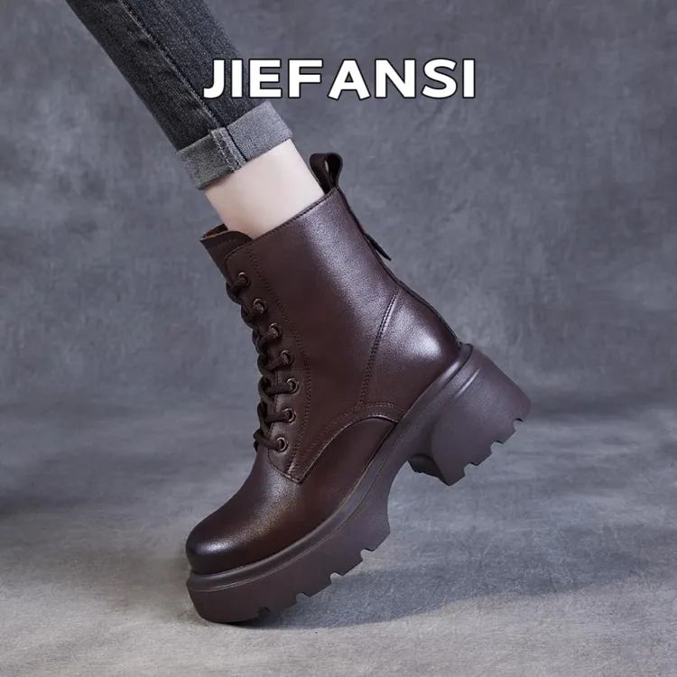 厚底马丁靴女2025新款秋冬单靴英伦风爆款增高跟小个子配裙子短靴