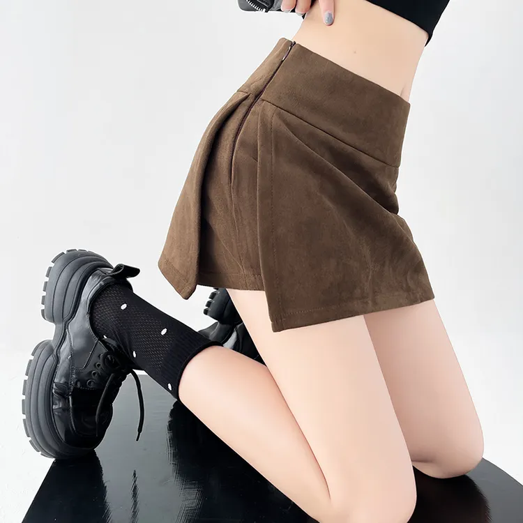 卡其色仿麂皮绒半身裙2025秋冬新款高腰包臀短裙小个子美拉德裙裤