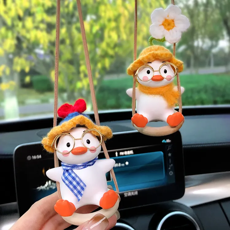创意秋千鸭车载挂件香薰后视镜吊饰挂饰车内饰品摆件汽车装饰车挂