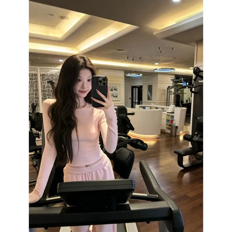 街头时髦纯色基础款圆领T恤衫直筒裤套装软糯舒适气质百搭两件套