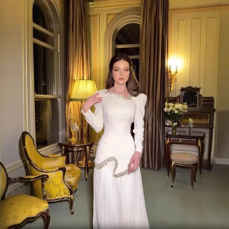 定制款不退高端气质流光纯白镶钻边气质长裙松紧腰百褶裙两件套