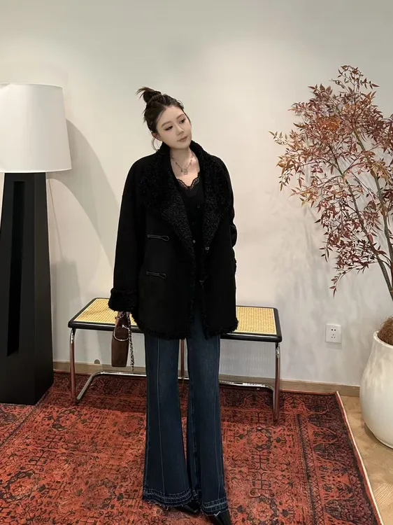 琪琪怪怪大码女装【冬日诺丁山】双面两穿牛角扣宽松外套W25011QTQ