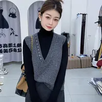 炫彩阁5698【扣子款亮晶晶v领马甲针织】