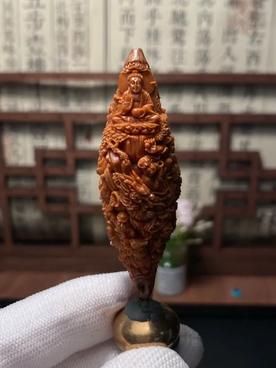 苏州舟山纯手工高端橄榄核雕大师十八罗汉拜如来