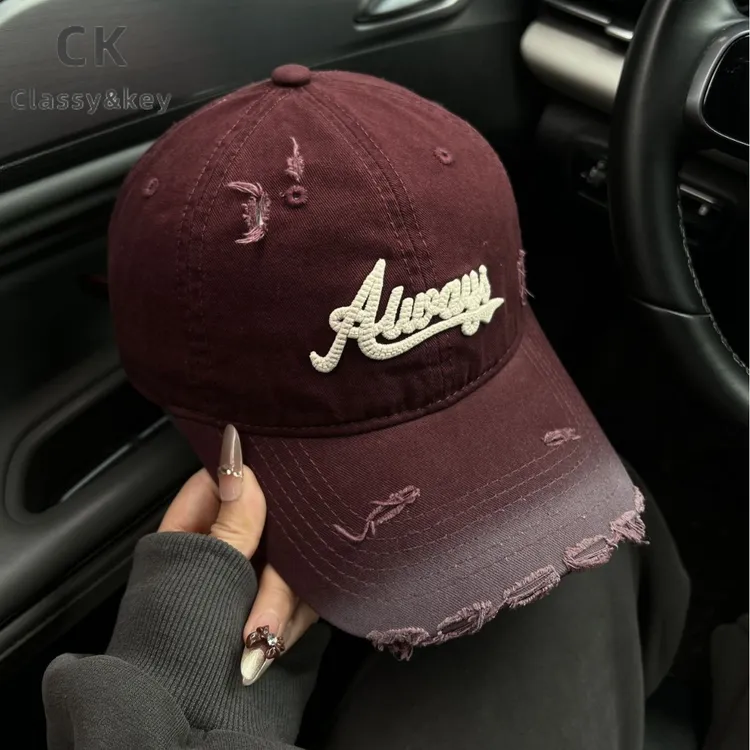 Classy key新加坡设计师联名款破洞做旧棒球帽女大头围百搭鸭舌帽