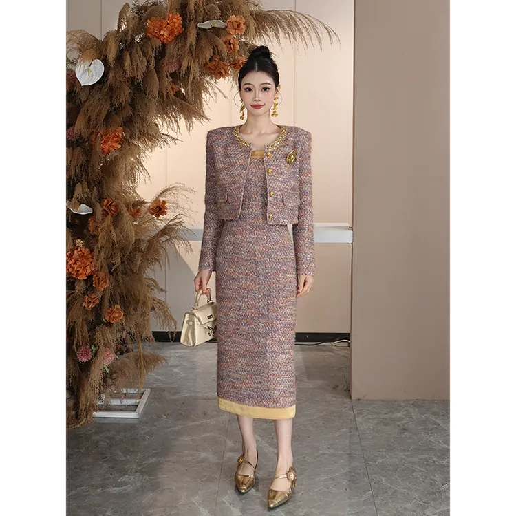 周子仪紫色加棉小香风套装裙女2025年冬季新款气质吊带裙两件套