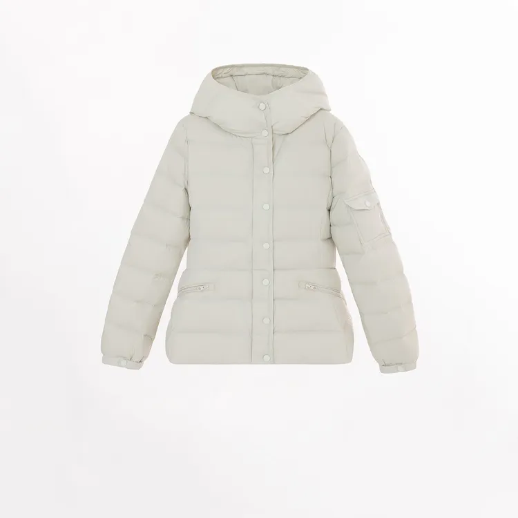 几里与麻 （许我耀眼）鹅绒小蛮腰羽绒服 衣长65胸围112 2111051