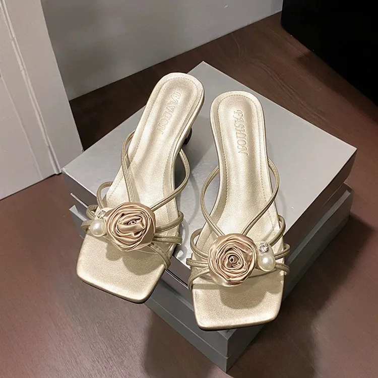 一字拖鞋女夏外穿2025新款鞋子网红时尚女鞋配裙子粗高跟凉鞋凉拖