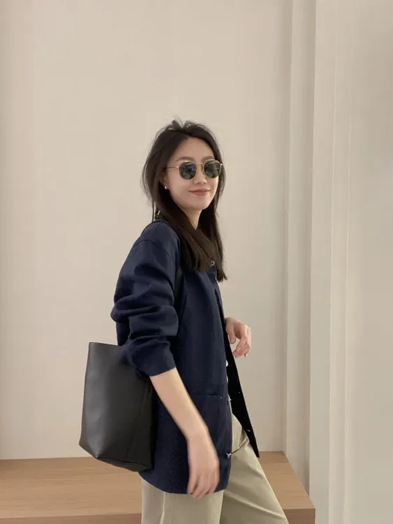 2025夏季新款韩版复古藏青色长袖外套白色短袖t恤百搭休闲裤套装