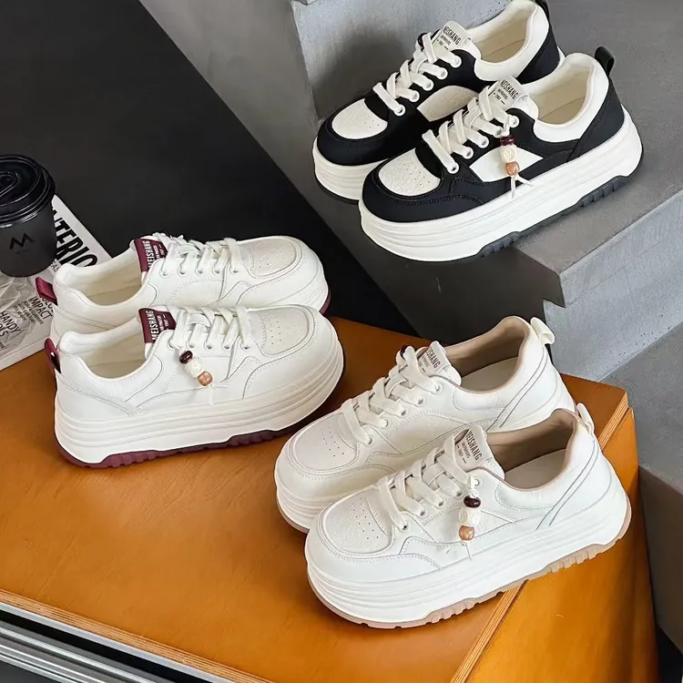 欧陌女鞋2025秋季升级版厚底增高轻便舒适百搭休闲板鞋小白鞋