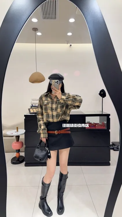 时尚休闲格子衬衫女春季新款翻领长袖衬衣