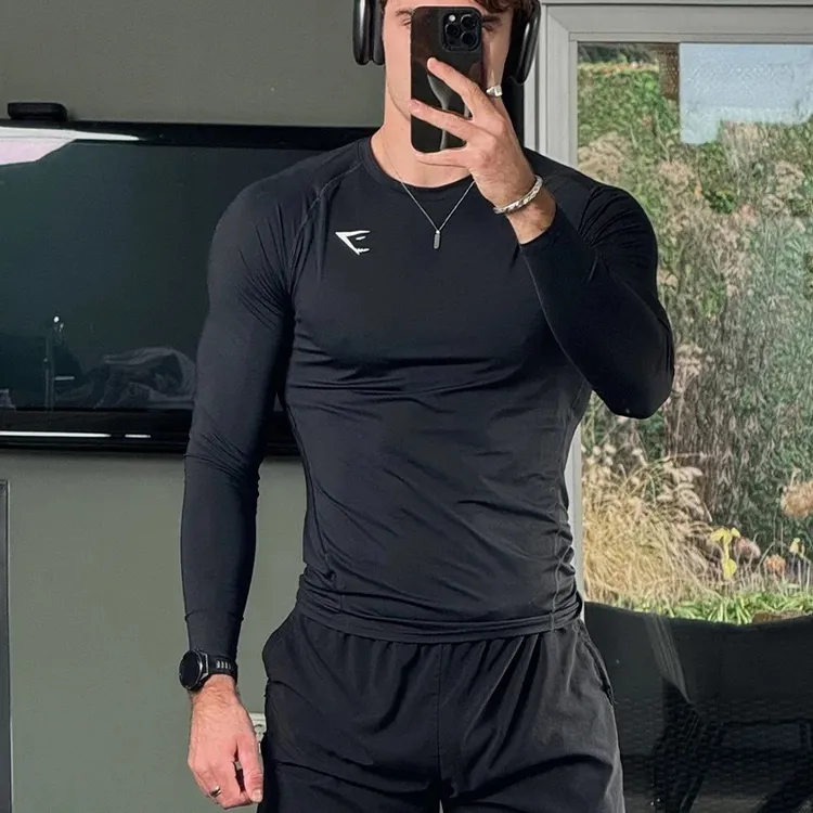 肌肉暴涨!GYMSHARK ELEMENT男速干高弹压缩衣健身运动紧身长袖T恤