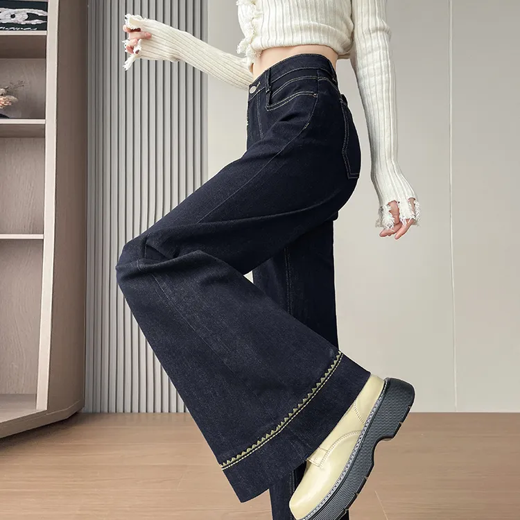 超火黑金蓝牛仔裤女2025秋季撞色刺绣宽版不贴腿阔腿大喇叭弹力裤
