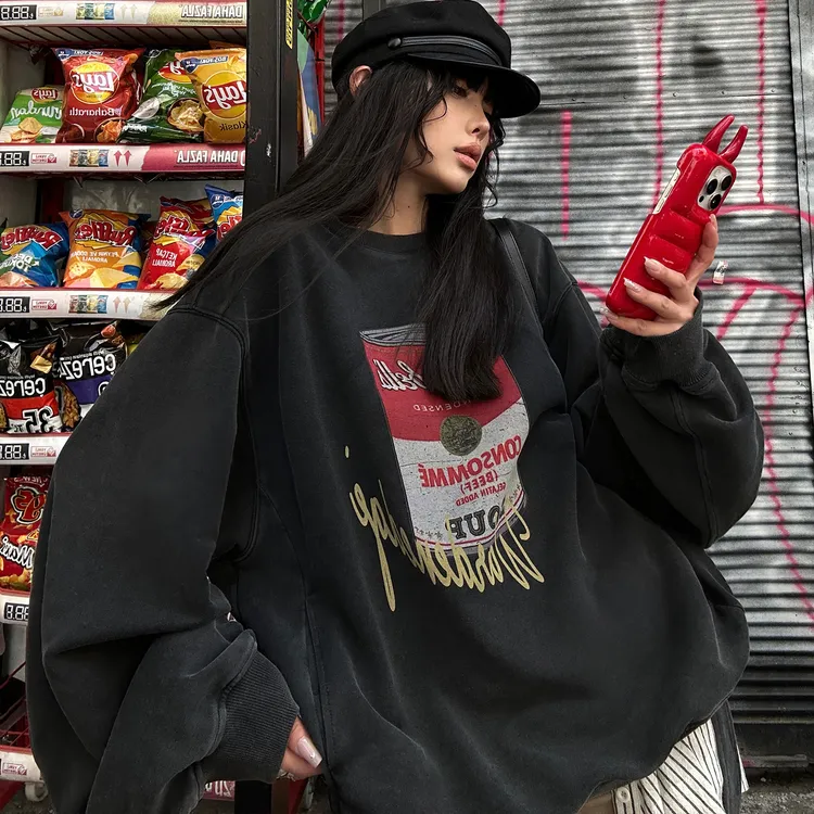 韩好甜WARDEN EDGE 黑色罐头印花卫衣女款秋宽松长袖圆领套头上衣
