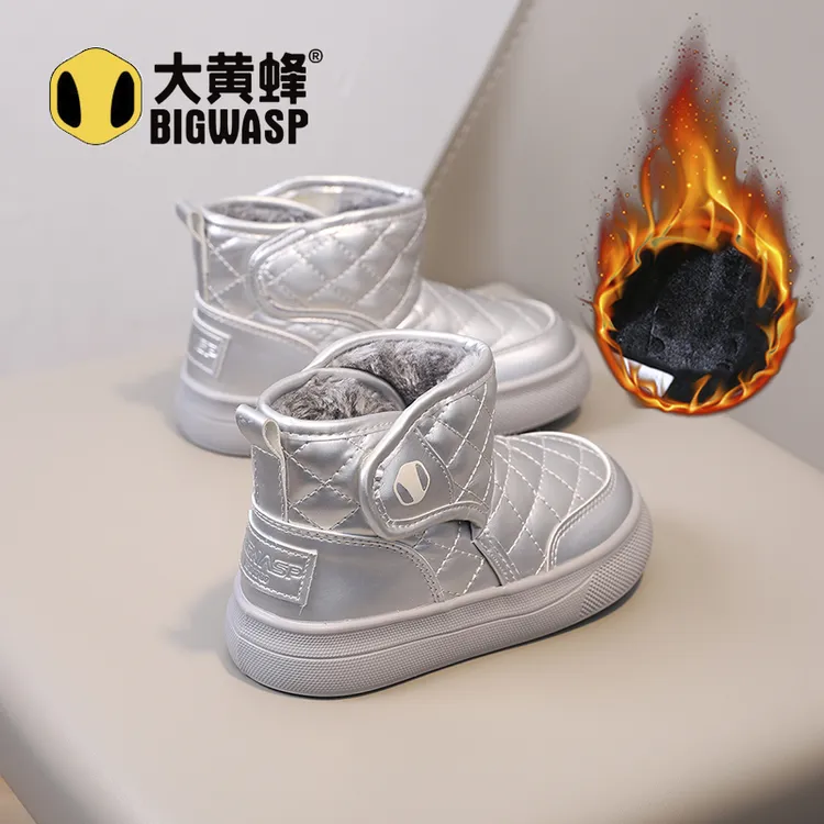 大黄蜂女童东北加绒加厚雪地靴2025冬季新款儿童户外高帮保暖棉靴