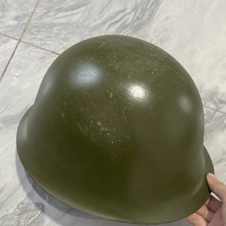 老货库存旧的【钢盔】头盔安全帽（有刮痕有锈）