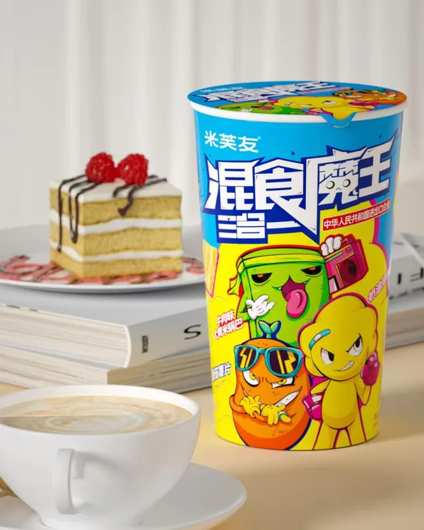 三合一薯片锅巴爆米花组合零食蓝色生巧福团零食