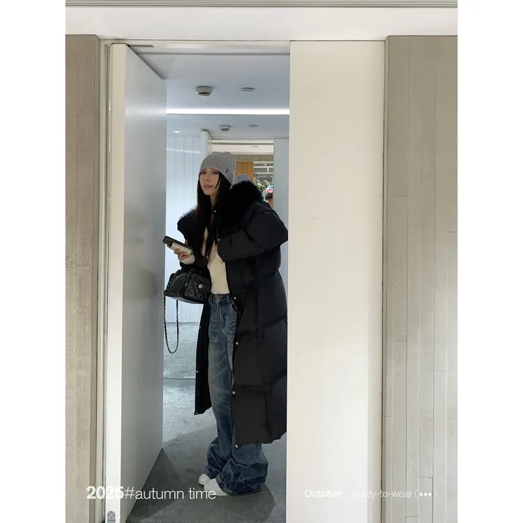 SUNONEONE 貉子毛领蓬蓬连帽长款羽绒服女冬季加厚保暖外套H1515W