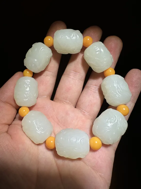 10链接狮子戏球手串