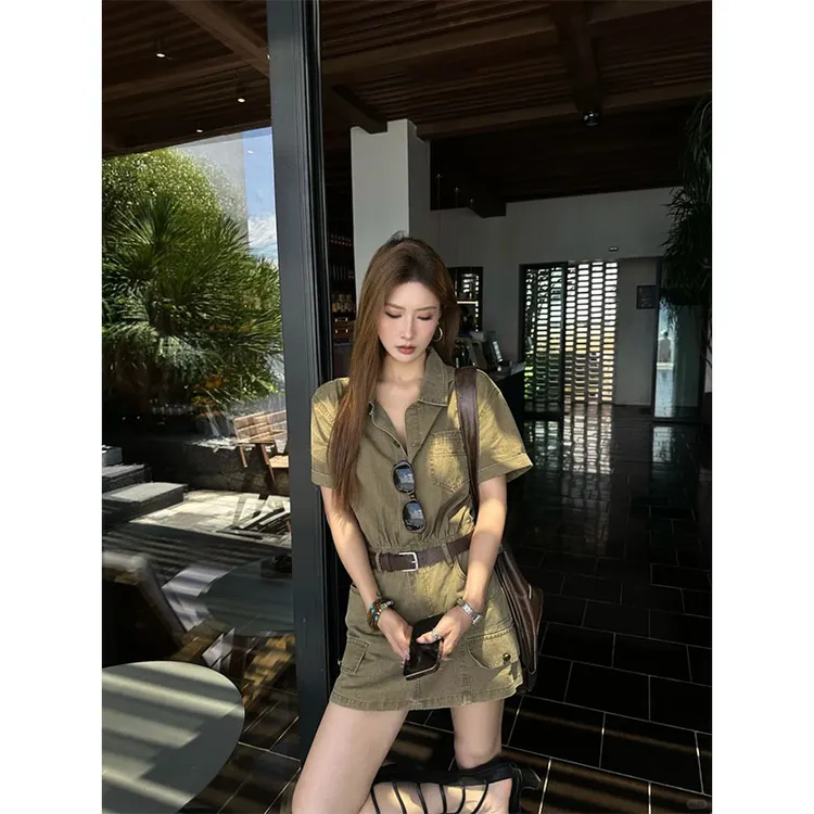 2025夏季新款时尚翻领单排扣修身宽松显瘦工装时尚短袖牛仔连衣裙
