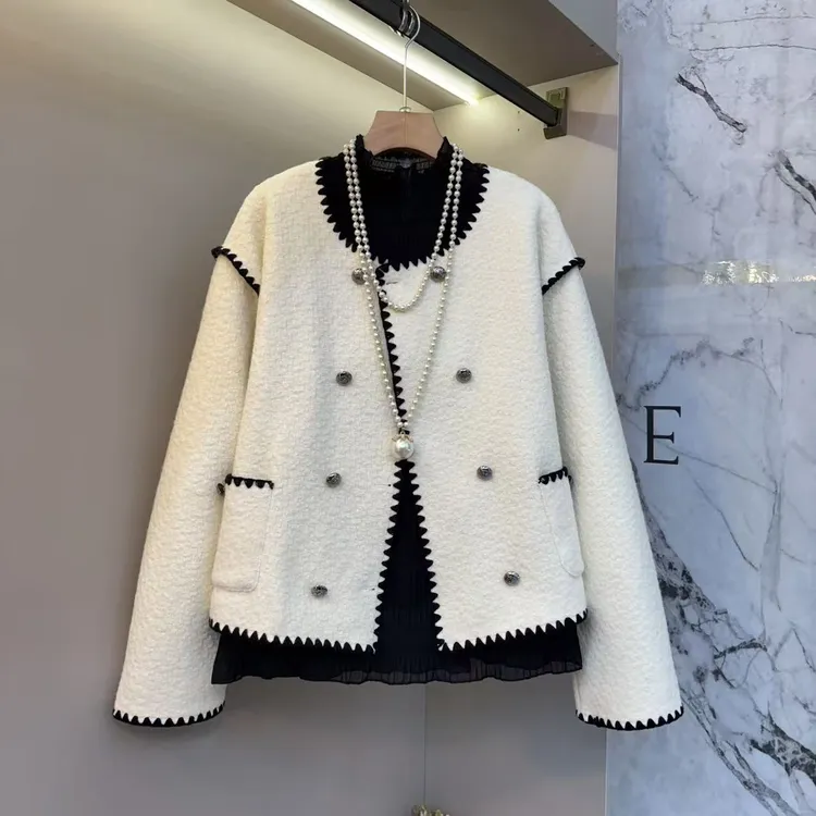 2025秋冬欧货胖mm贵气宽松时尚洋气轻奢小香风百搭气质外套2669