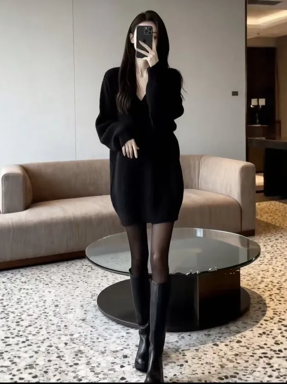 秋冬慵懒风宽松胖mm显瘦针织中长款上衣韩版大码时尚遮肉V领毛衣